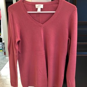 V-neck sweater. Light pink. Fitted. Size medium.